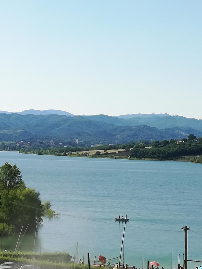 Il Lago Del Mugello B&B Barberino di Mugello Exterior foto